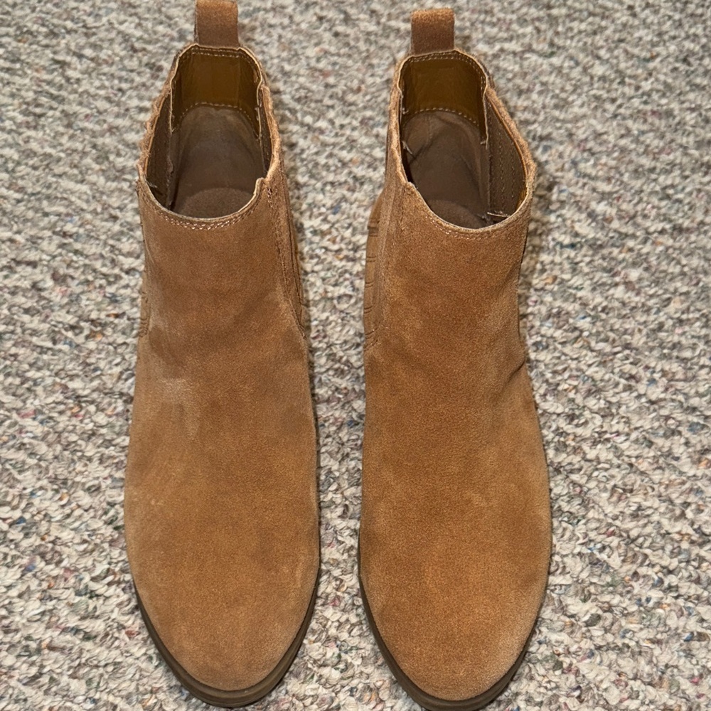 Franco Sarto Women’s Brown Suede Chukka Boots